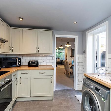 Modern 3 Bed, Heart Of Ashley Cross, 5 Mins To Sandbanks Poole Eksteriør bilde