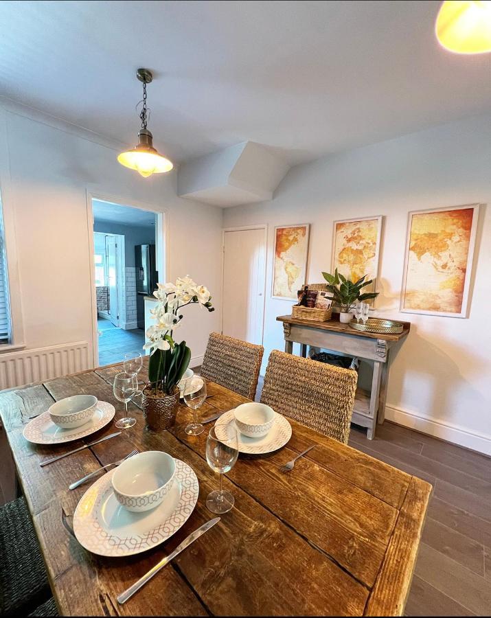 Modern 3 Bed, Heart Of Ashley Cross, 5 Mins To Sandbanks Poole Eksteriør bilde