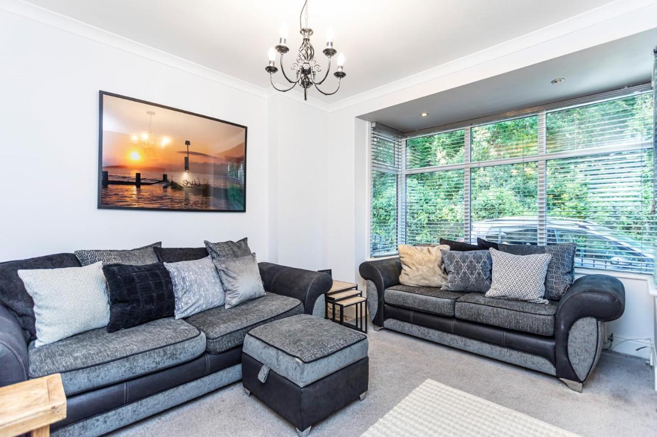 Modern 3 Bed, Heart Of Ashley Cross, 5 Mins To Sandbanks Poole Eksteriør bilde