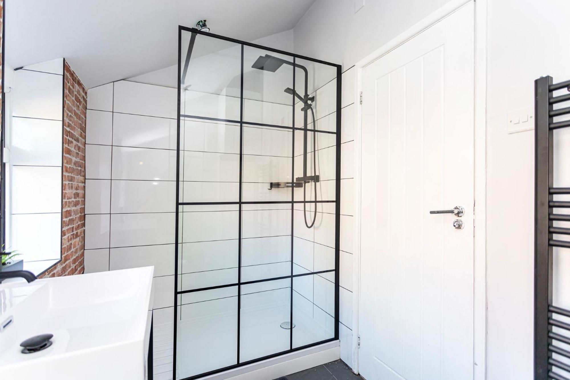 Modern 3 Bed, Heart Of Ashley Cross, 5 Mins To Sandbanks Poole Eksteriør bilde