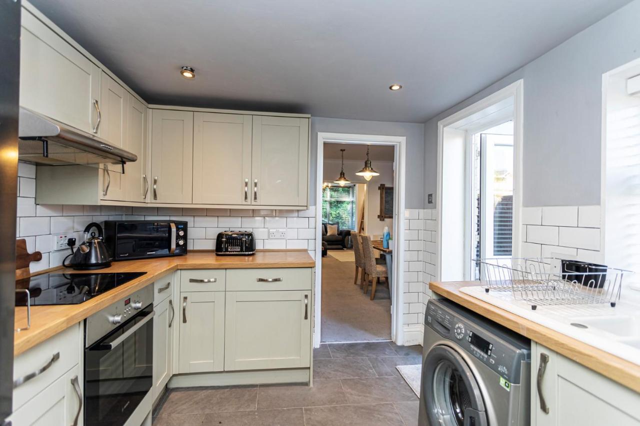 Modern 3 Bed, Heart Of Ashley Cross, 5 Mins To Sandbanks Poole Eksteriør bilde